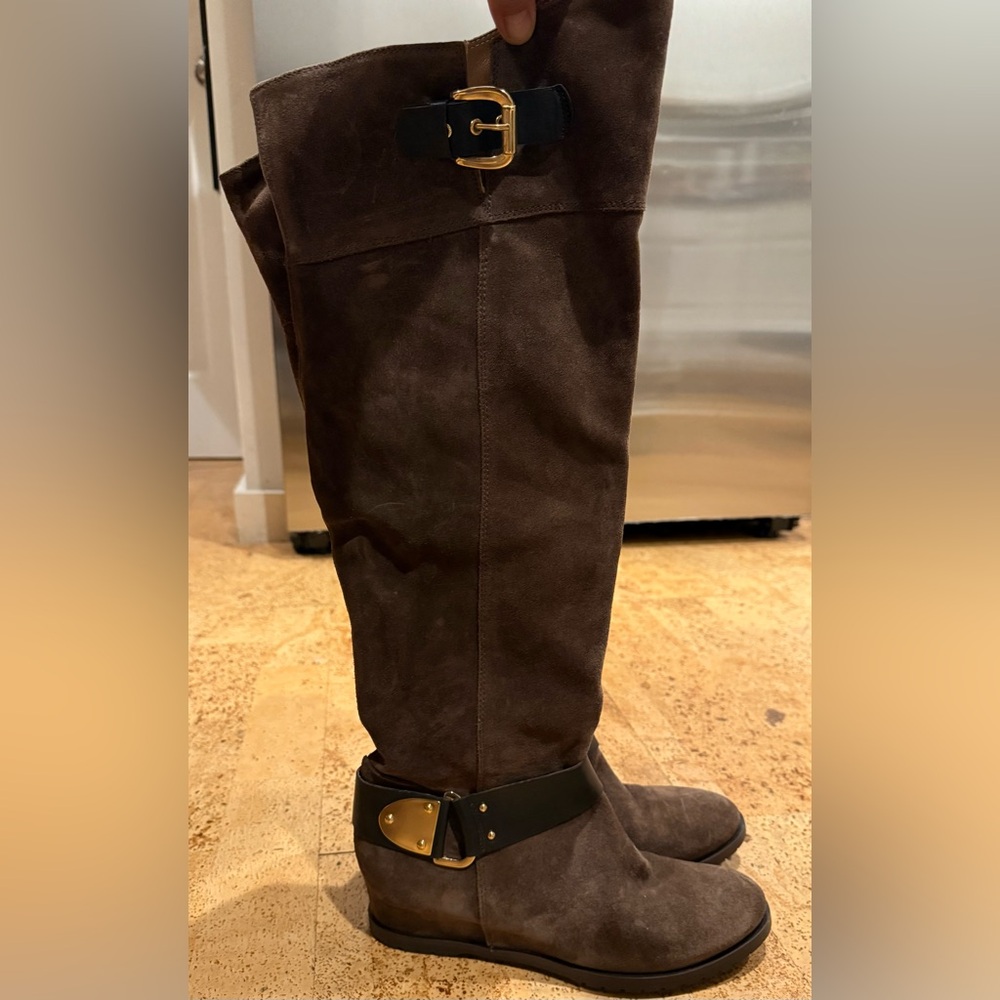 Brown Suede Knee High Boots Womens Size 38 Made in Italy Gold Buckle Riding